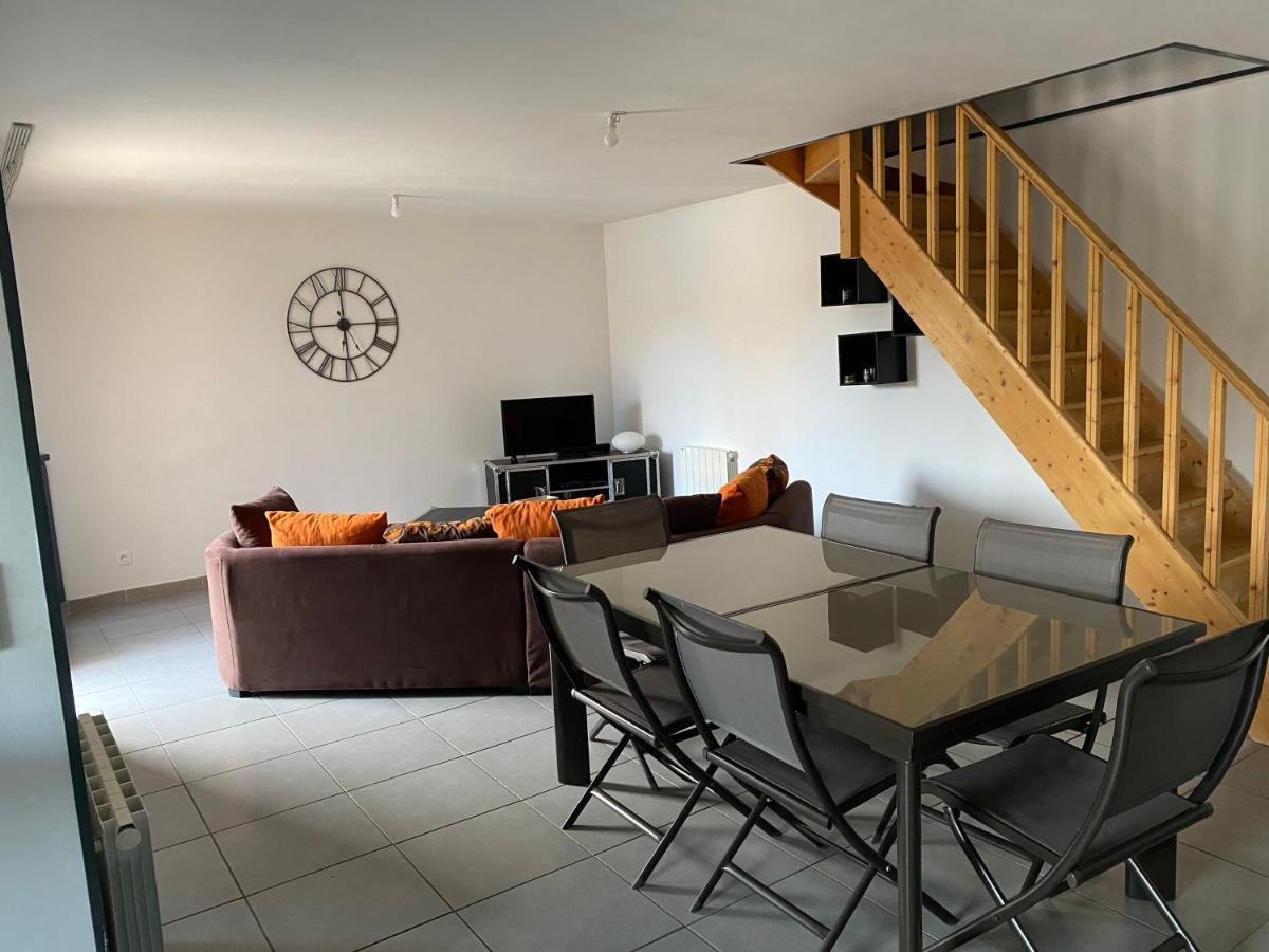 Вілла Logement Calme A La Campagne Thennes Екстер'єр фото